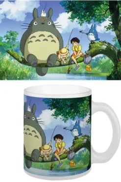 MI VECINO TOTORO: TAZA TOTORO PESCANDO [CAJA]