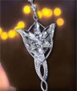 SEÑOR DE LOS ANILLOS, EL: COLGANTE DE ARWEN EVENSTAR (PLATA DE LEY) [CAJA DE MADERA]